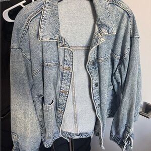 Zara Light Wash Denim Jacket - L